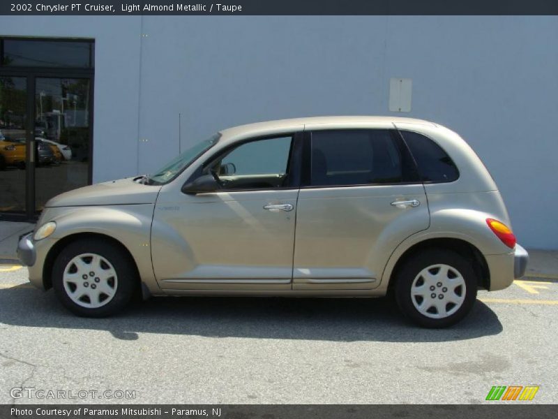Light Almond Metallic / Taupe 2002 Chrysler PT Cruiser