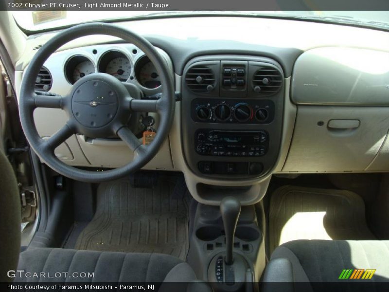 Light Almond Metallic / Taupe 2002 Chrysler PT Cruiser