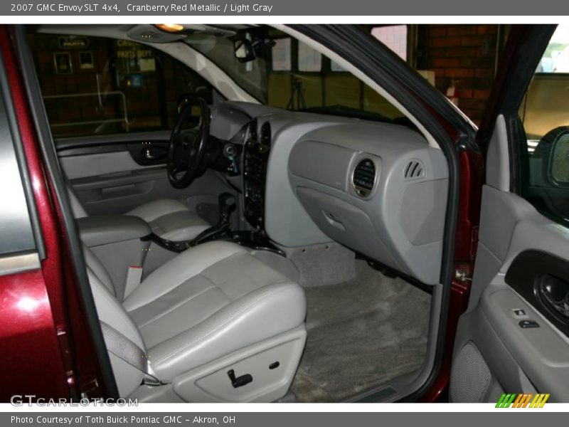 Cranberry Red Metallic / Light Gray 2007 GMC Envoy SLT 4x4