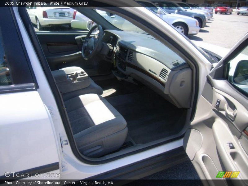 White / Medium Gray 2005 Chevrolet Impala