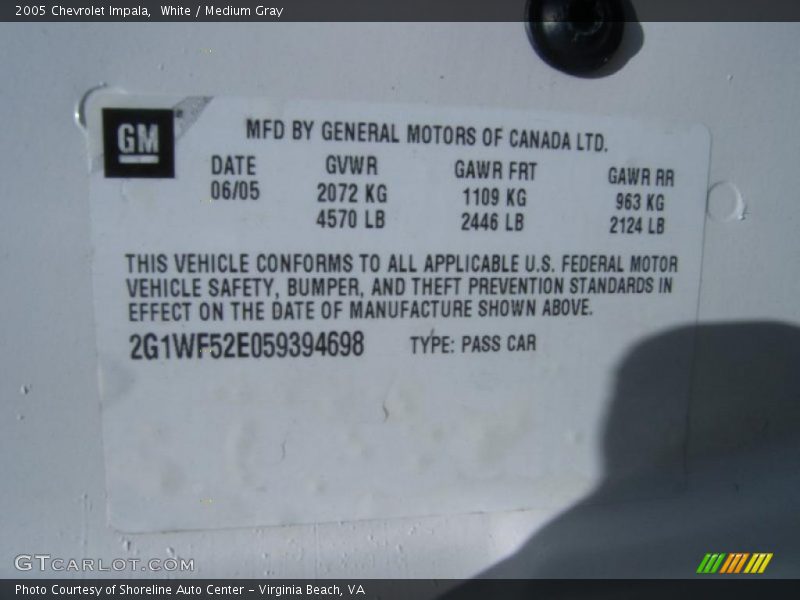 White / Medium Gray 2005 Chevrolet Impala