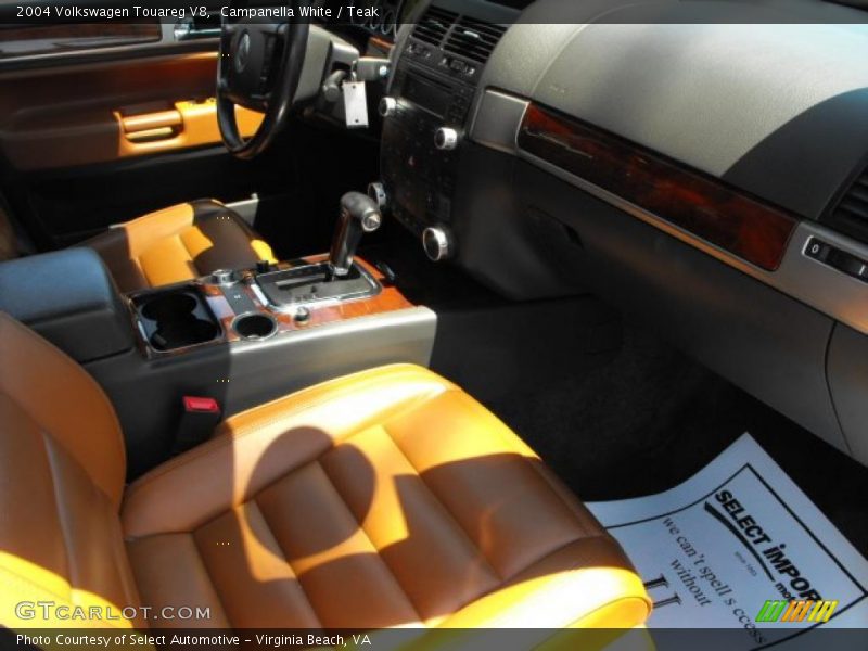 Campanella White / Teak 2004 Volkswagen Touareg V8