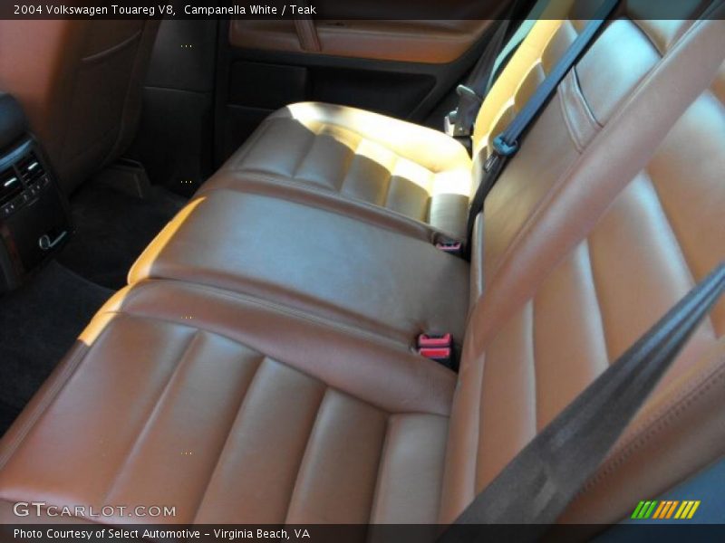 Campanella White / Teak 2004 Volkswagen Touareg V8