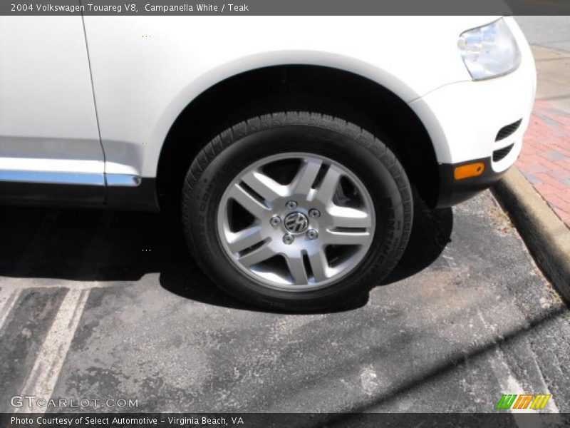 Campanella White / Teak 2004 Volkswagen Touareg V8