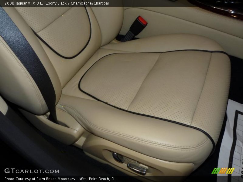 Ebony Black / Champagne/Charcoal 2008 Jaguar XJ XJ8 L