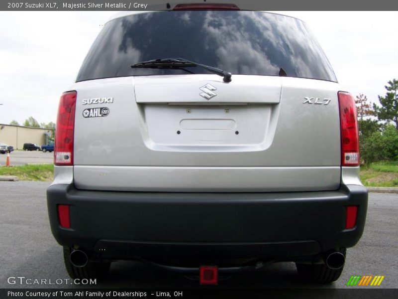 Majestic Silver Metallic / Grey 2007 Suzuki XL7