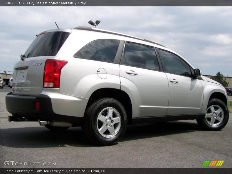 Majestic Silver Metallic / Grey 2007 Suzuki XL7