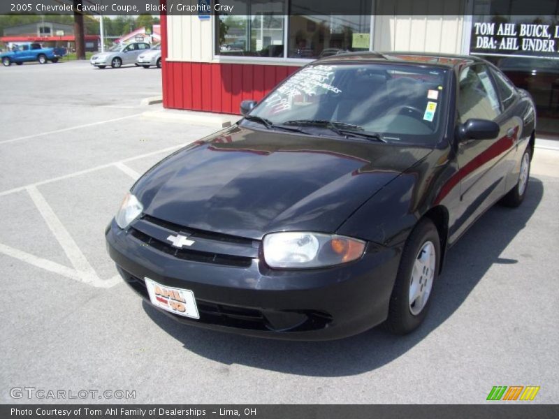 Black / Graphite Gray 2005 Chevrolet Cavalier Coupe