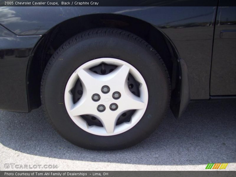 Black / Graphite Gray 2005 Chevrolet Cavalier Coupe
