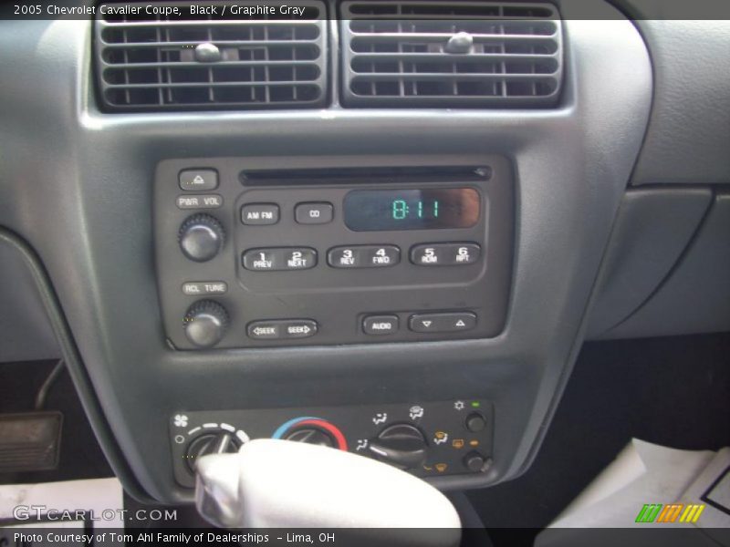 Black / Graphite Gray 2005 Chevrolet Cavalier Coupe