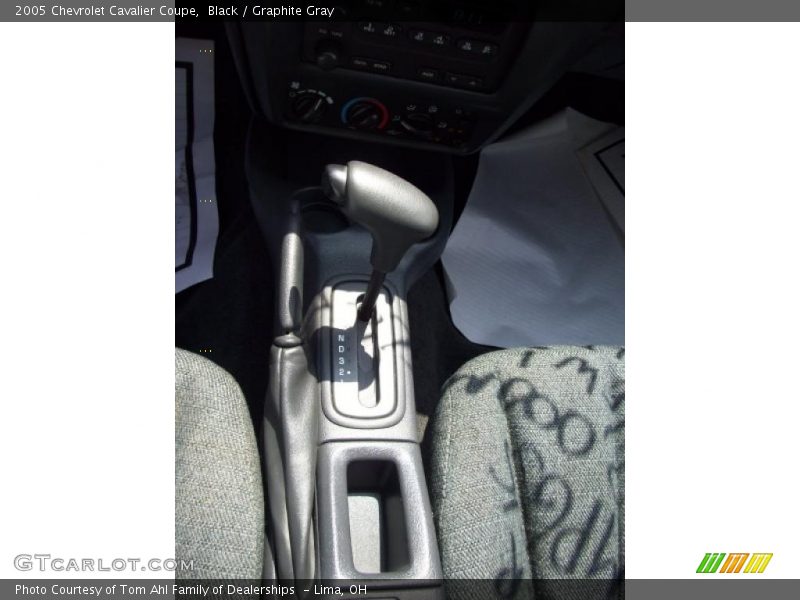 Black / Graphite Gray 2005 Chevrolet Cavalier Coupe