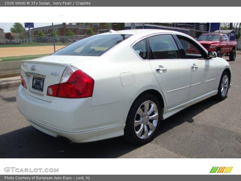 Ivory Pearl / Graphite 2006 Infiniti M 35x Sedan