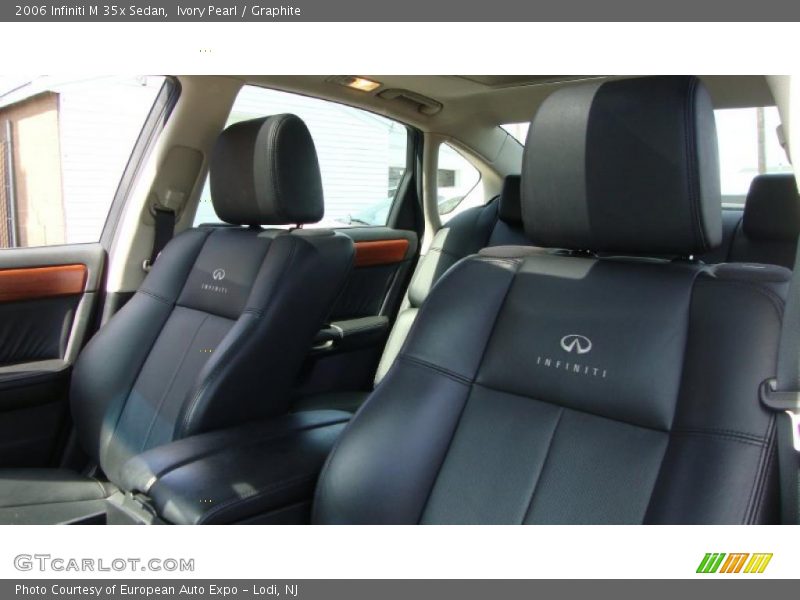 Ivory Pearl / Graphite 2006 Infiniti M 35x Sedan