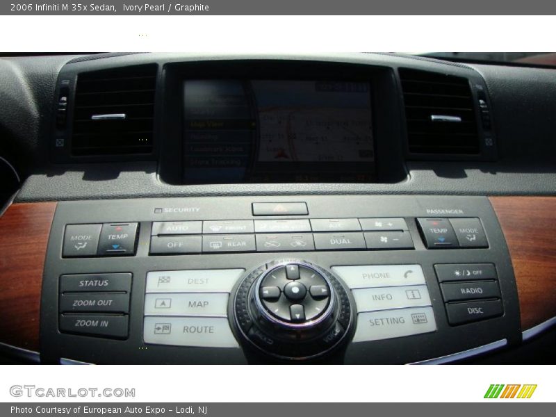 Ivory Pearl / Graphite 2006 Infiniti M 35x Sedan