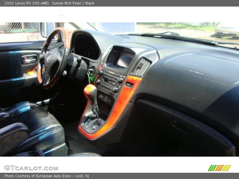 Sunset Mist Pearl / Black 2002 Lexus RX 300 AWD