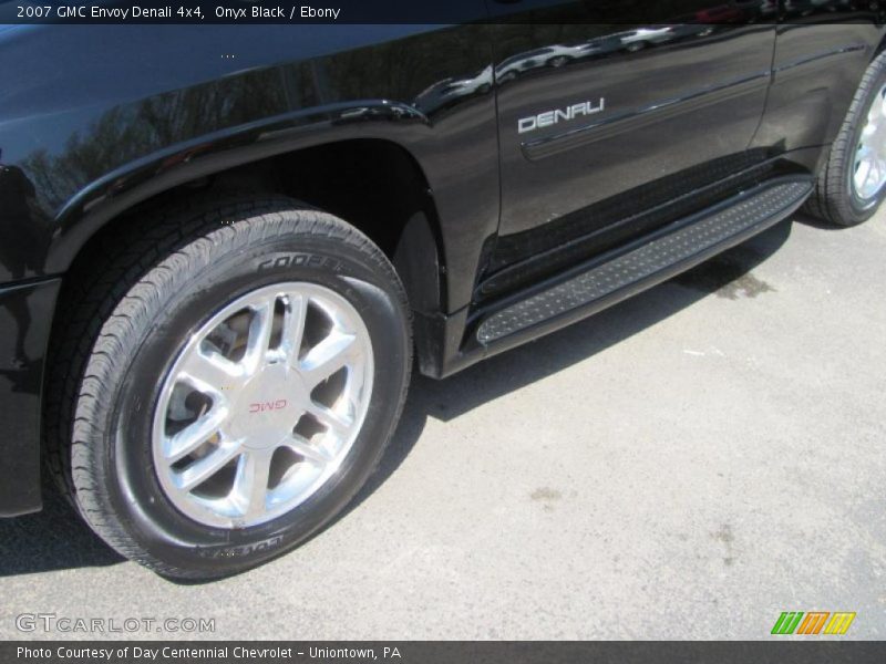 Onyx Black / Ebony 2007 GMC Envoy Denali 4x4