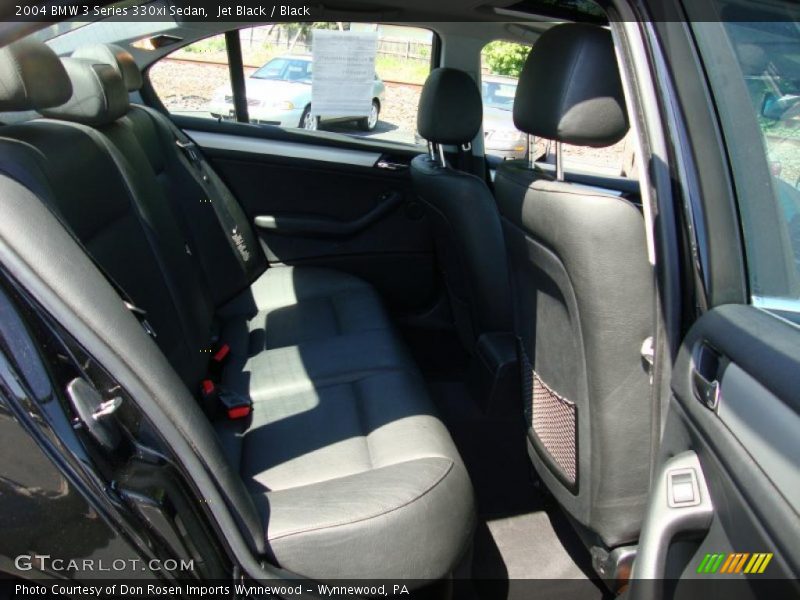 Jet Black / Black 2004 BMW 3 Series 330xi Sedan