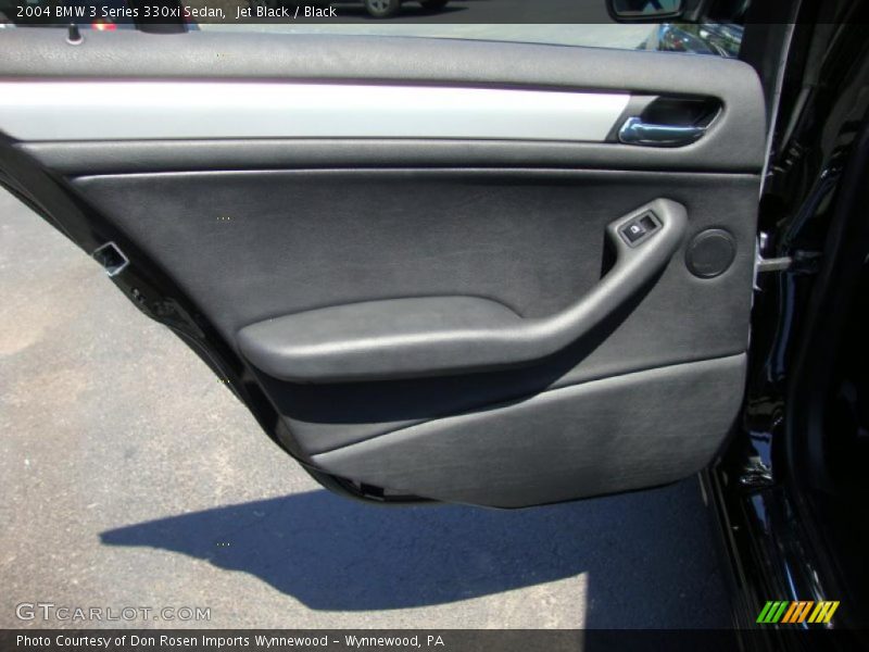 Jet Black / Black 2004 BMW 3 Series 330xi Sedan