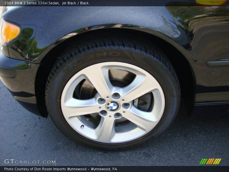 Jet Black / Black 2004 BMW 3 Series 330xi Sedan