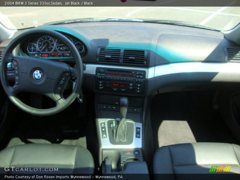 Jet Black / Black 2004 BMW 3 Series 330xi Sedan