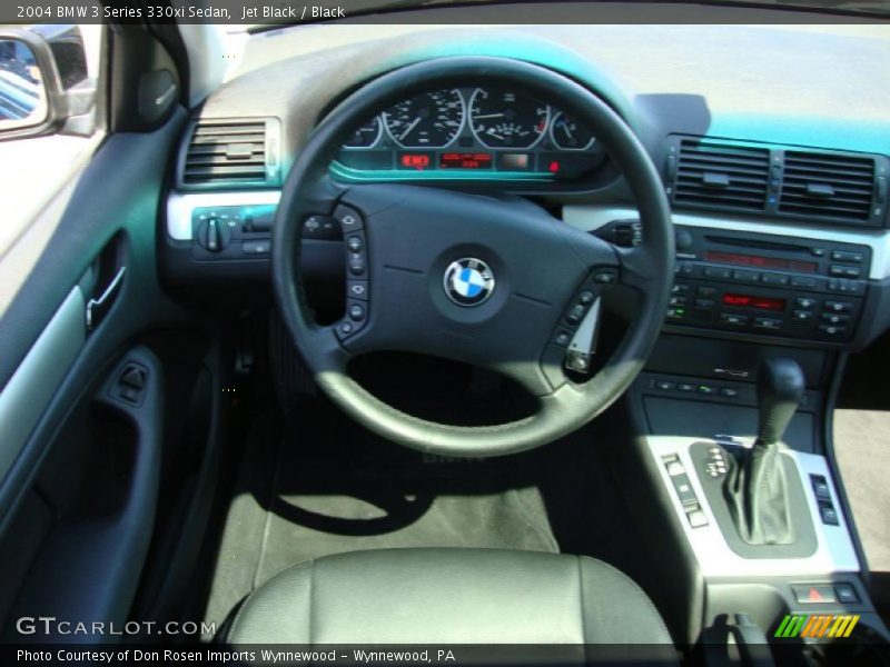 Jet Black / Black 2004 BMW 3 Series 330xi Sedan