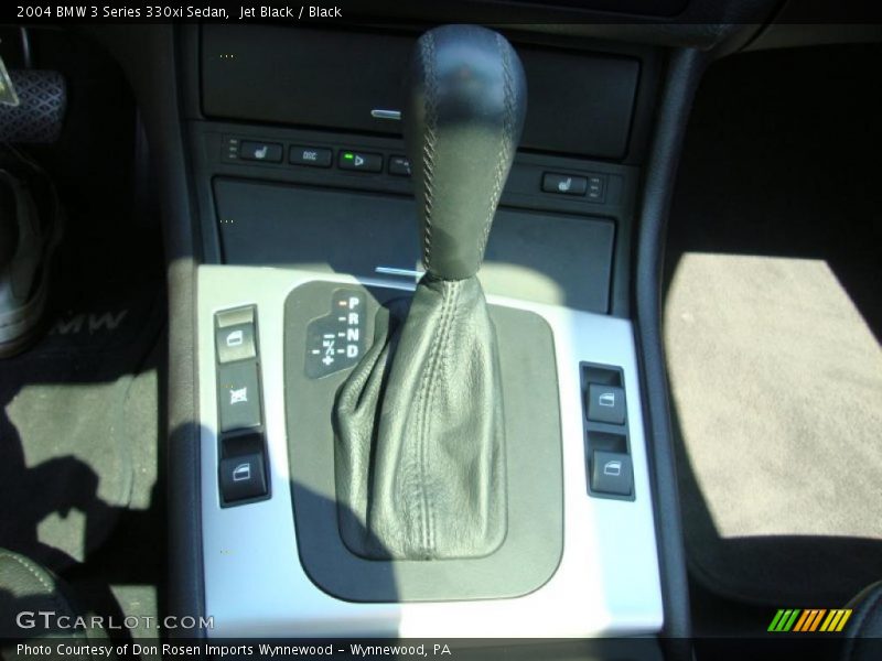 Jet Black / Black 2004 BMW 3 Series 330xi Sedan
