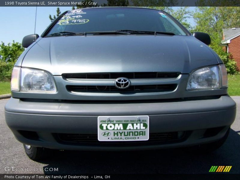Silver Spruce Metallic / Gray 1998 Toyota Sienna LE