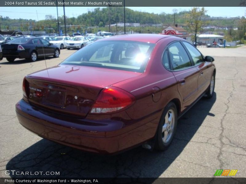 Merlot Metallic / Medium Parchment 2004 Ford Taurus SE Sedan