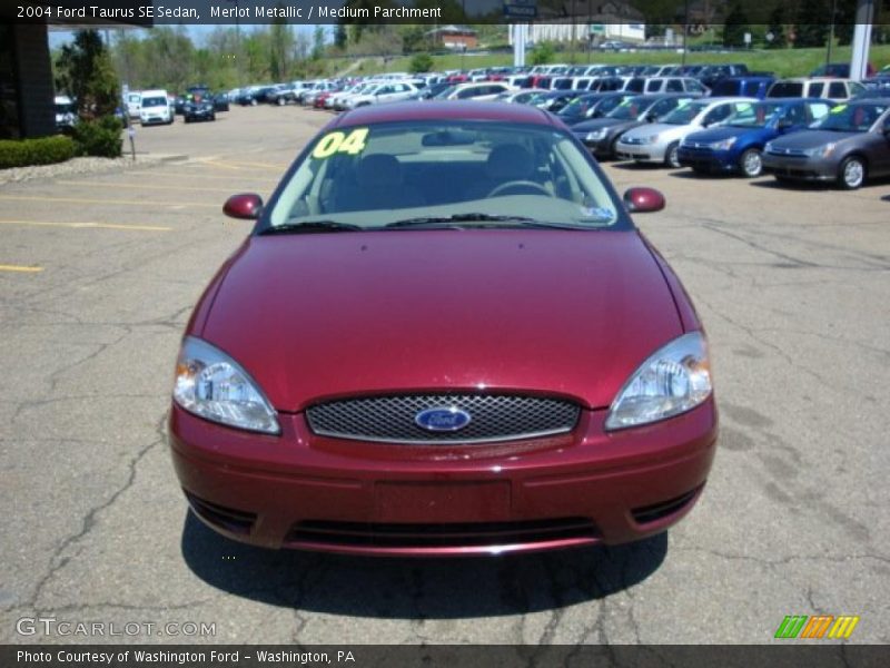 Merlot Metallic / Medium Parchment 2004 Ford Taurus SE Sedan