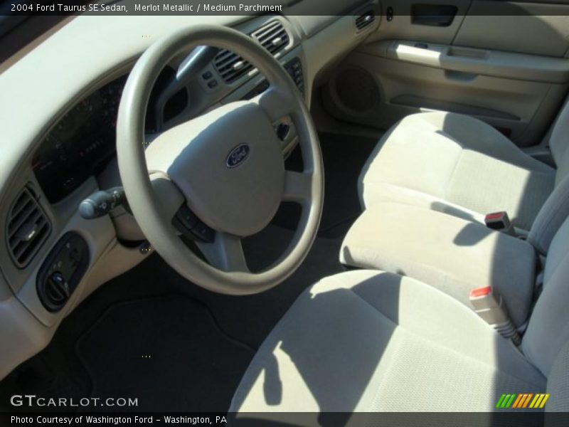 Merlot Metallic / Medium Parchment 2004 Ford Taurus SE Sedan