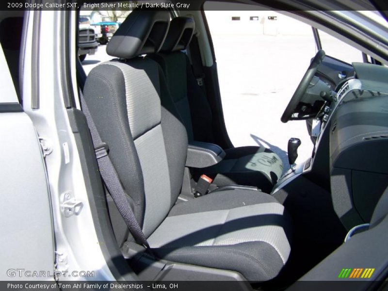 Bright Silver Metallic / Dark Slate Gray 2009 Dodge Caliber SXT