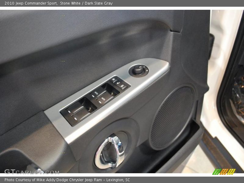 Stone White / Dark Slate Gray 2010 Jeep Commander Sport