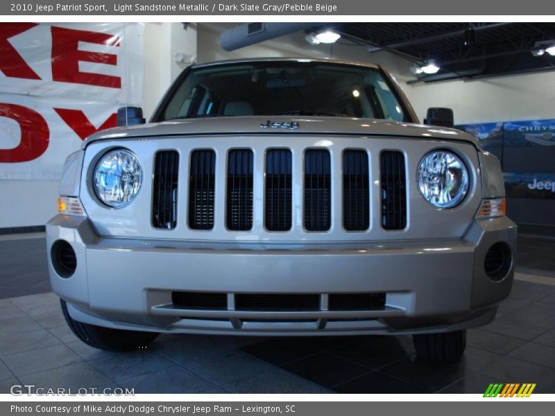 Light Sandstone Metallic / Dark Slate Gray/Pebble Beige 2010 Jeep Patriot Sport