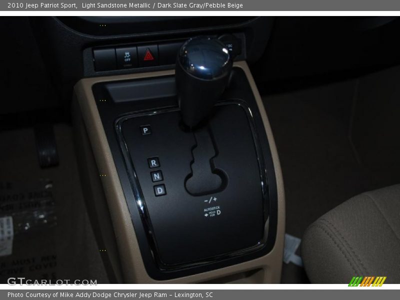 Light Sandstone Metallic / Dark Slate Gray/Pebble Beige 2010 Jeep Patriot Sport