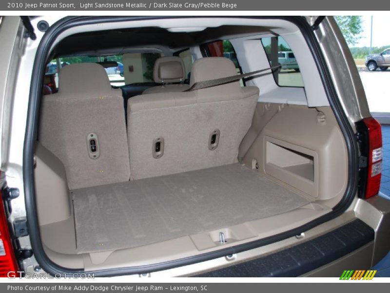 Light Sandstone Metallic / Dark Slate Gray/Pebble Beige 2010 Jeep Patriot Sport