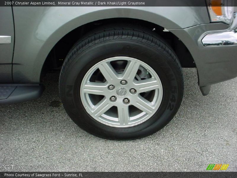 Mineral Gray Metallic / Dark Khaki/Light Graystone 2007 Chrysler Aspen Limited