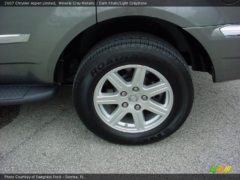 Mineral Gray Metallic / Dark Khaki/Light Graystone 2007 Chrysler Aspen Limited