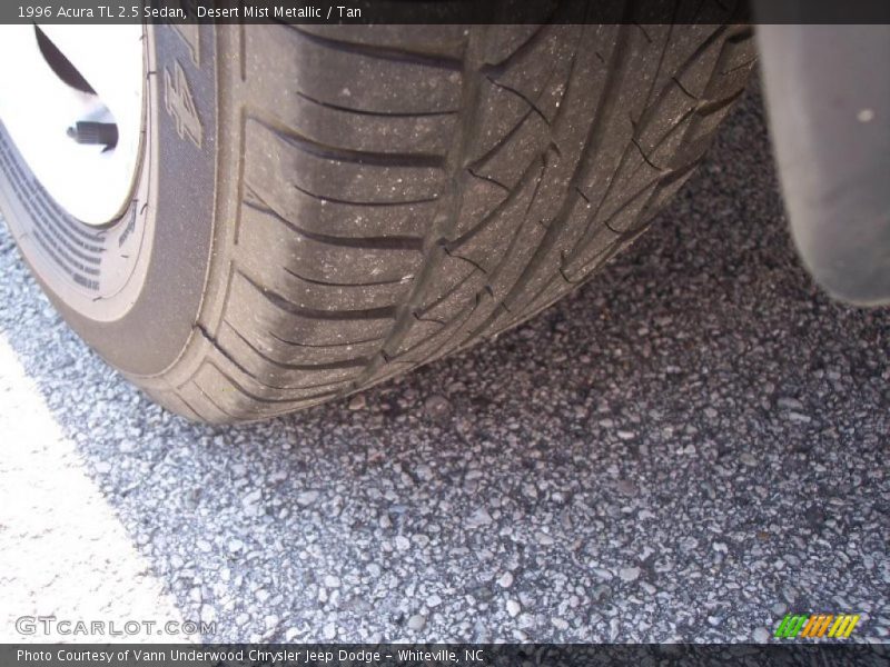 Desert Mist Metallic / Tan 1996 Acura TL 2.5 Sedan