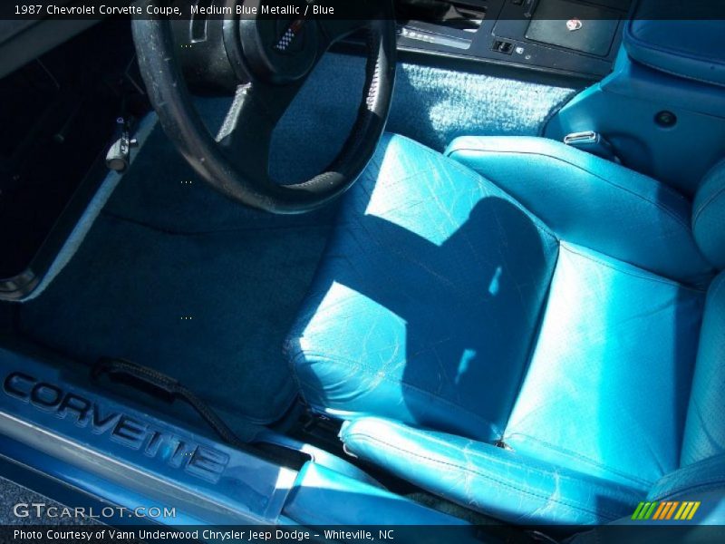 Medium Blue Metallic / Blue 1987 Chevrolet Corvette Coupe