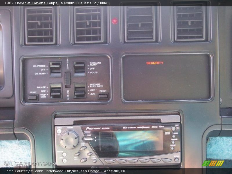 Medium Blue Metallic / Blue 1987 Chevrolet Corvette Coupe