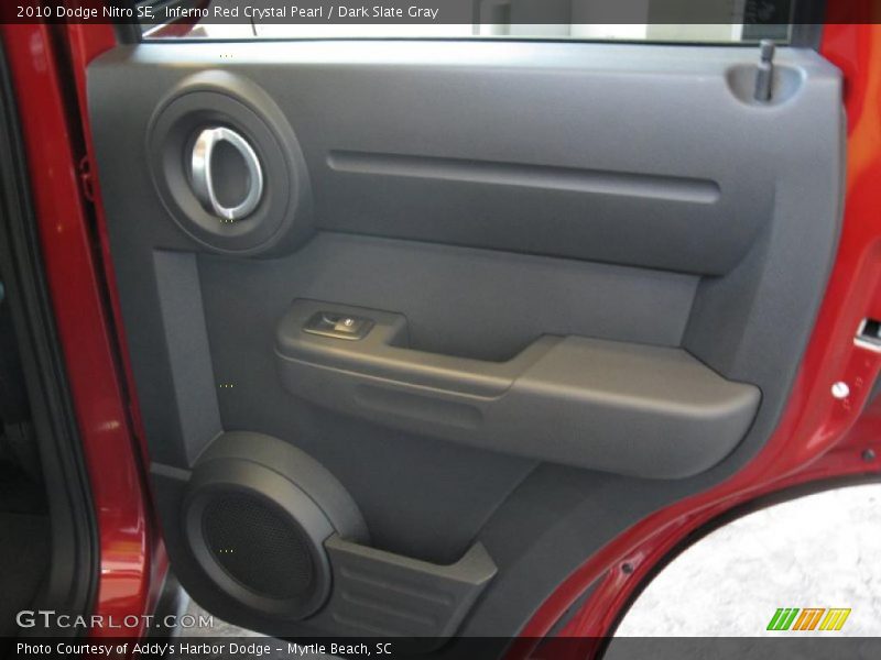 Inferno Red Crystal Pearl / Dark Slate Gray 2010 Dodge Nitro SE