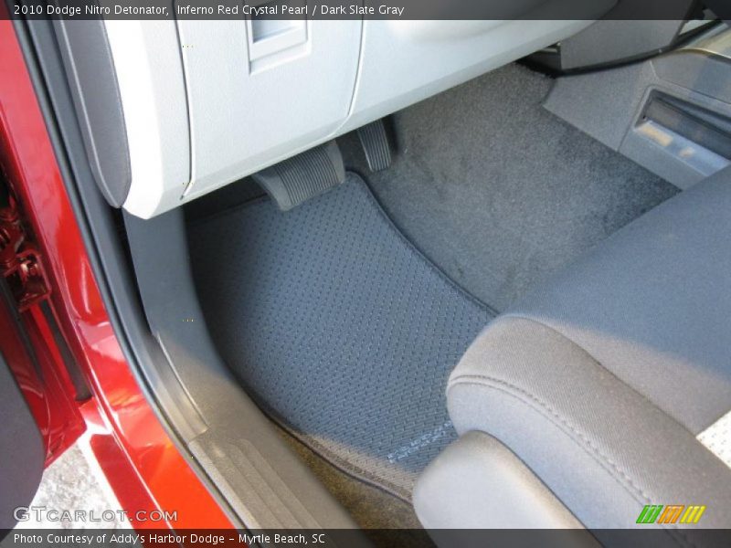 Inferno Red Crystal Pearl / Dark Slate Gray 2010 Dodge Nitro Detonator