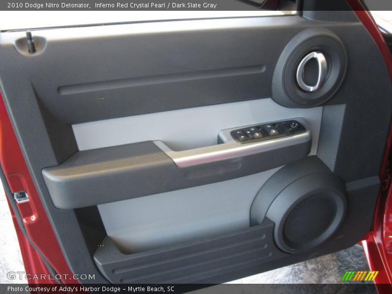 Inferno Red Crystal Pearl / Dark Slate Gray 2010 Dodge Nitro Detonator