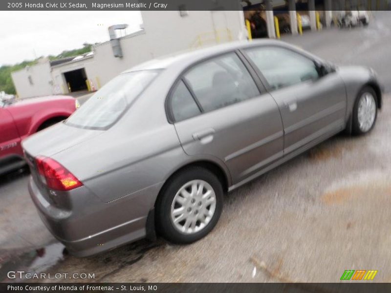 Magnesium Metallic / Gray 2005 Honda Civic LX Sedan