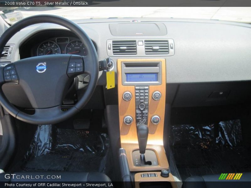 Silver Metallic / Offblack 2008 Volvo C70 T5
