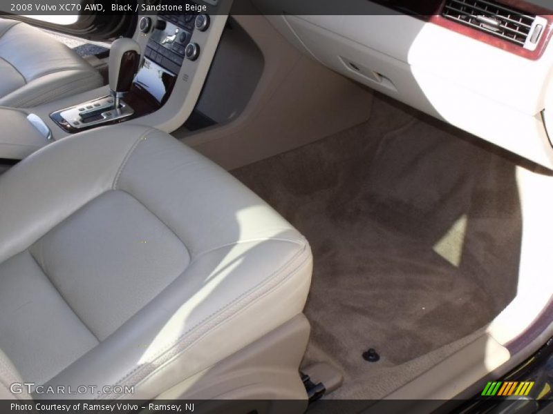 Black / Sandstone Beige 2008 Volvo XC70 AWD