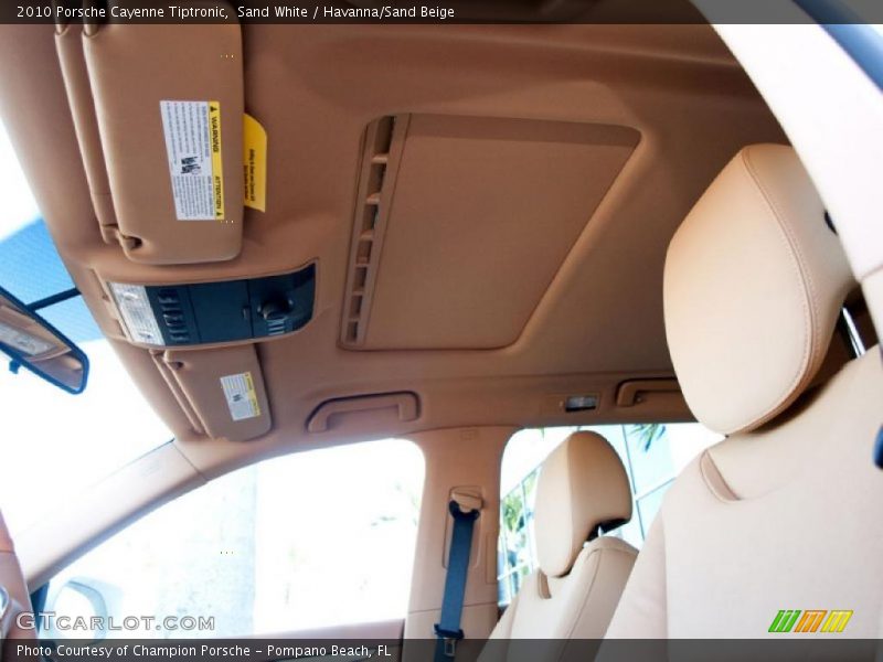 Sand White / Havanna/Sand Beige 2010 Porsche Cayenne Tiptronic