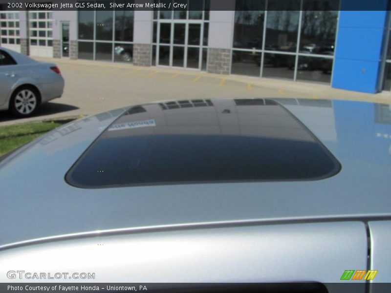Silver Arrow Metallic / Grey 2002 Volkswagen Jetta GLS Sedan