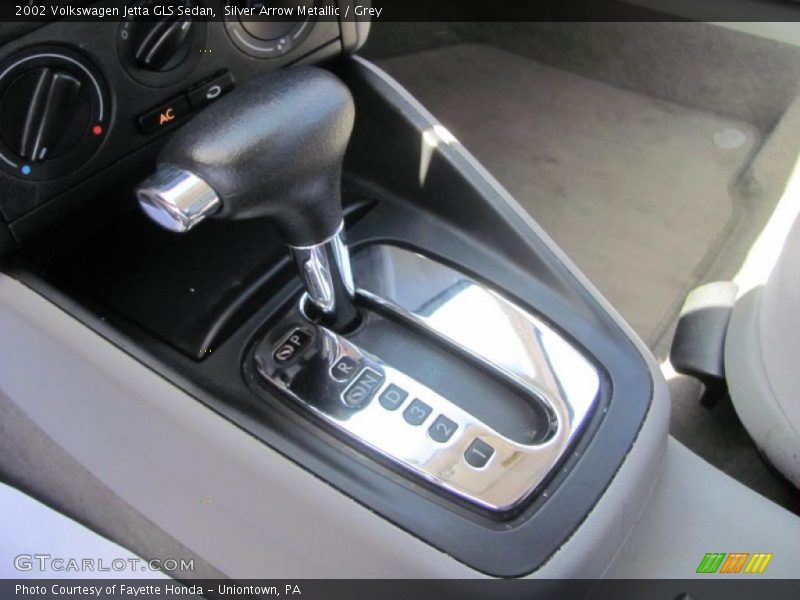 Silver Arrow Metallic / Grey 2002 Volkswagen Jetta GLS Sedan