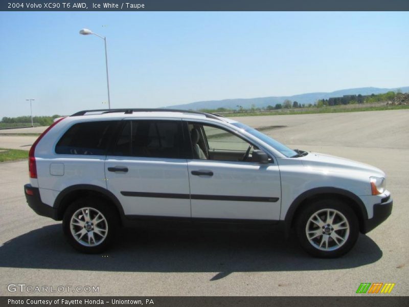 Ice White / Taupe 2004 Volvo XC90 T6 AWD